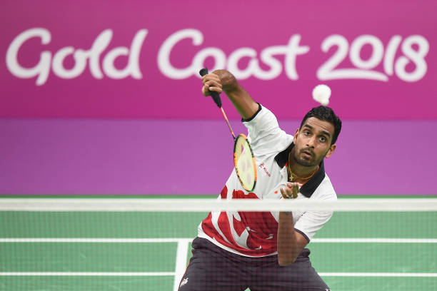 羽毛球场标准高度要求:网高与场地净空尺寸