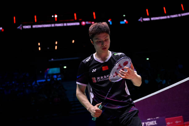 从选材到上漆:揭秘高品质羽毛球的漆面制作流程