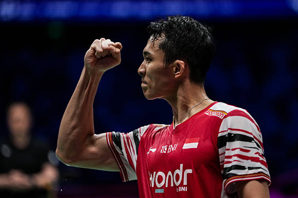 羽毛球拍5U和9U的区别,看看专业选手怎么选