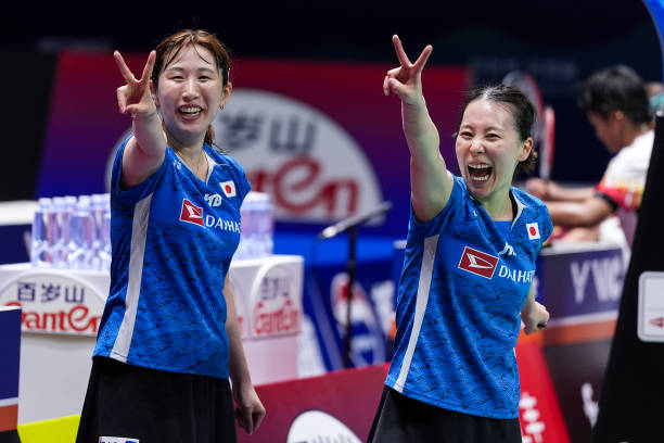 羽毛球发球新规解读:双打发球区调整及违例判定