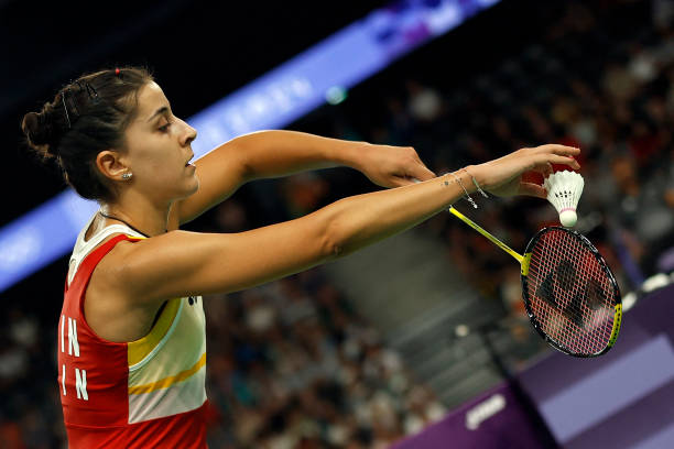 发力方式决定损伤类型：网球肘和羽毛球肘的机制差异