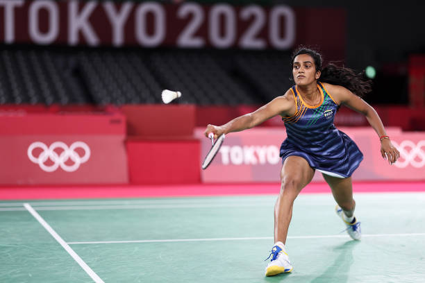 羽毛球规则详解:从发球到计分全掌握