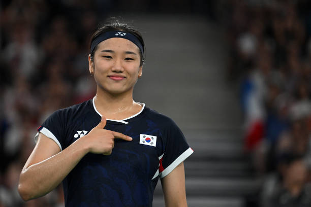 轻便又防滑!这些品牌的儿童羽毛球鞋值得入手