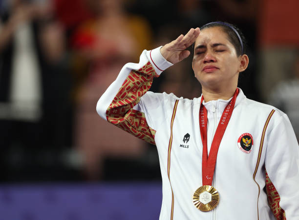 用圆形和线条就能画!羽毛球简笔画指南