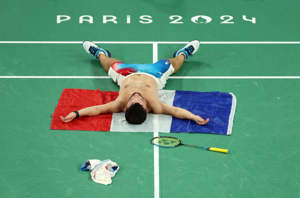 羽毛球基本打法全攻略：手把手教你掌握核心招式