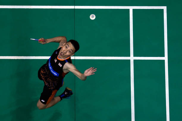 羽毛球场地长宽多少米?业余和专业比赛要求一样吗?