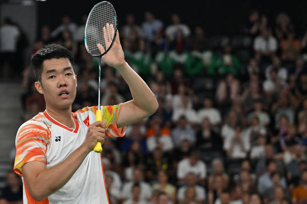 校园羽毛球:运动中的快乐