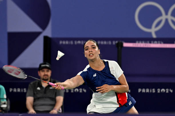 争议与认可并存：球迷对新版反手握拍图解的两极评价