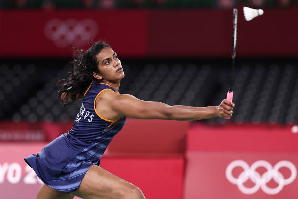 如何选择耐用的羽毛球室外场地胶?关键因素揭秘