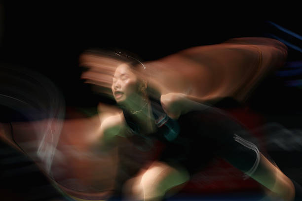 如何计算双打球场的对角线长度？366米背后的数学原理