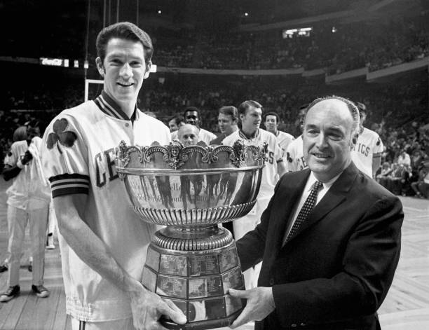 三分球投篮技巧口诀：如何通过图解快速掌握投篮要领