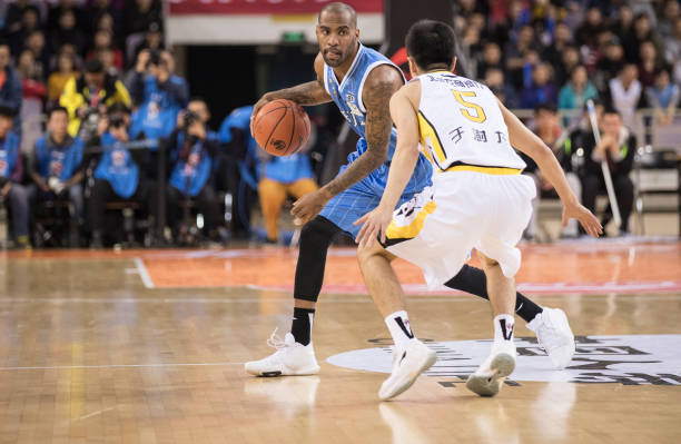 15号球衣背后的故事：NBA历史上最具影响力的号码之一