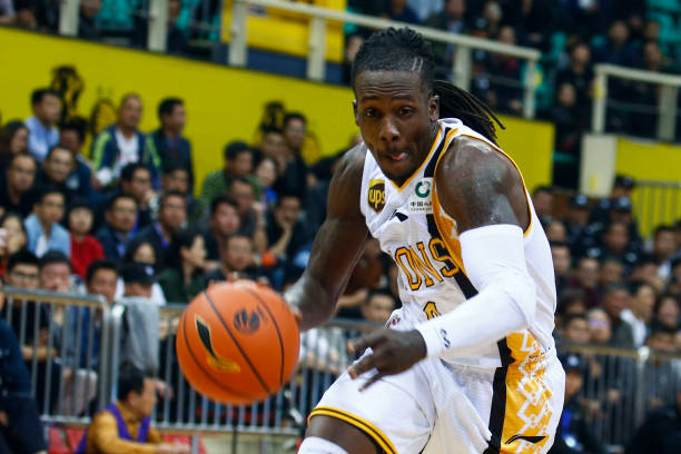 球迷讨论:泰伦-卢的执教风格是否适合快船?