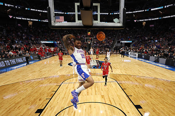 篮球停球后的防守动作：哪些对抗会被吹罚犯规？