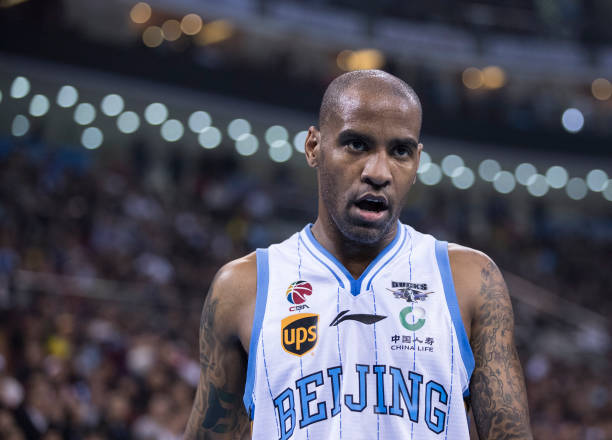 西班牙篮球甲级联赛直播:皇家马德里对阵巴塞罗那精彩对决