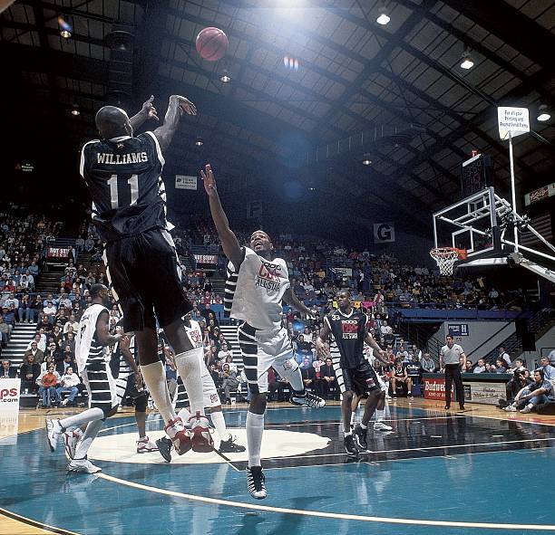 哈登生涯五十佳球：从第六人到超级巨星的蜕变