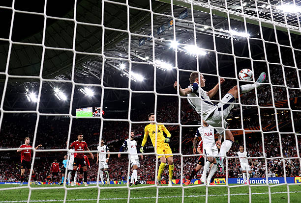 足球裁判必知：罚球点与球门线的正确测量方法