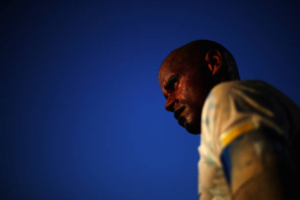 里昂vs马赛：法甲德比战，专家比分预测与深度解析