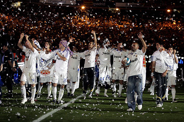 九人制足球场标准尺寸:场地面积和划线细节
