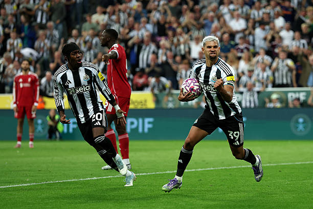 小因扎吉封神之战！国米2-0完胜拜仁，战术完克德甲霸主