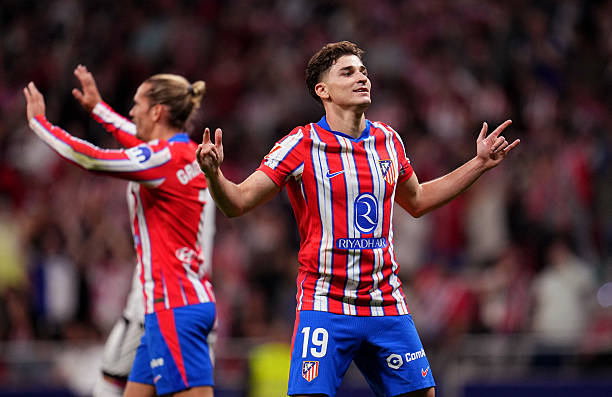 禁区犯规后进球,点球还会判吗?规则详解