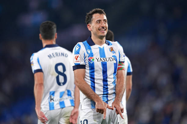 足球迷必读:4月26日热门赛事推荐与看点