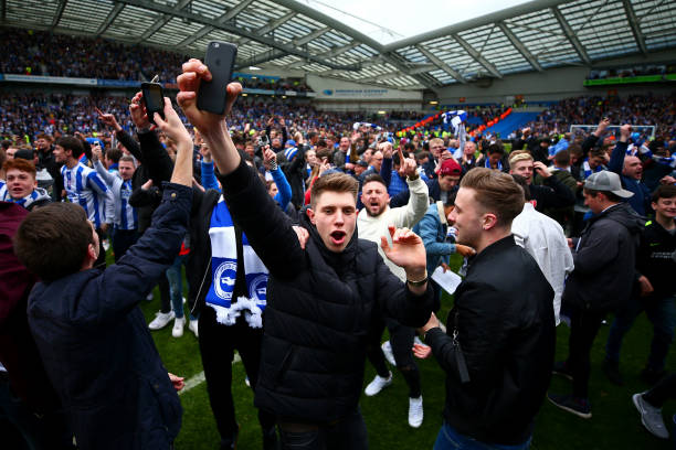 足球规则解读:禁区内犯规是否该判间接任意球?