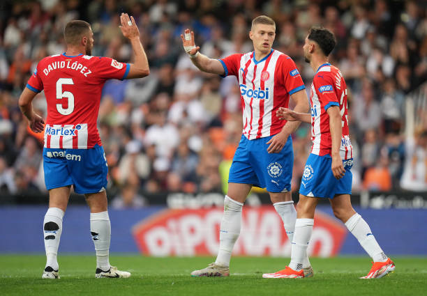 反越位前锋的养成之路:训练方法与实战应用