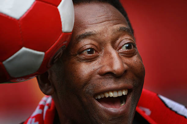 勺子球的物理原理：从分子间作用力到宏观表现