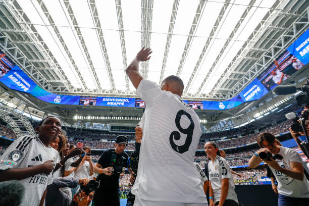 点球大战中的心理战:比利时vs意大利