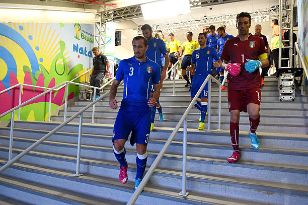 中国男足今晚迎战强敌,比赛时间与直播平台速览