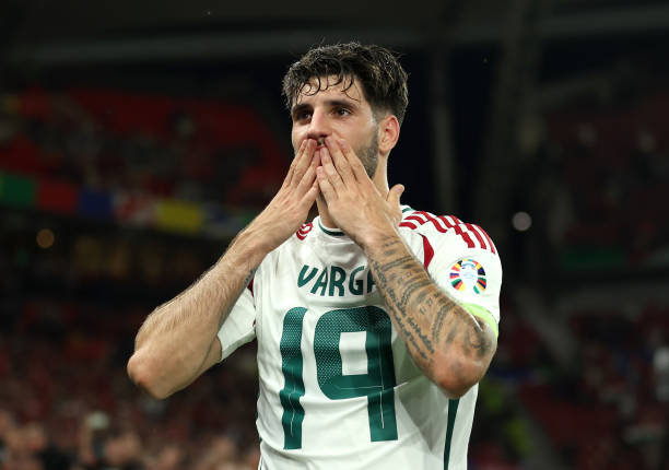 曼联奇迹之夜!08年欧冠决赛点球大战范德萨神扑