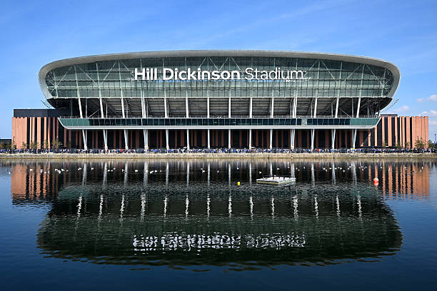 齐达内的足球哲学：为何他的风格至今仍被推崇？