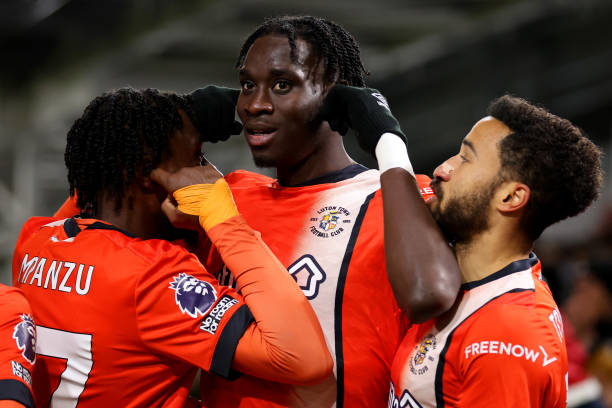 战术对决:柏林联合vs弗赖堡的德甲攻防战解析