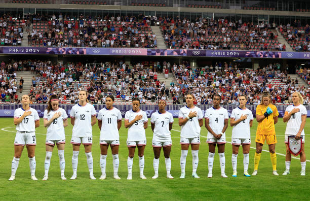 欧冠直播间间:战术复盘与球星高光时刻