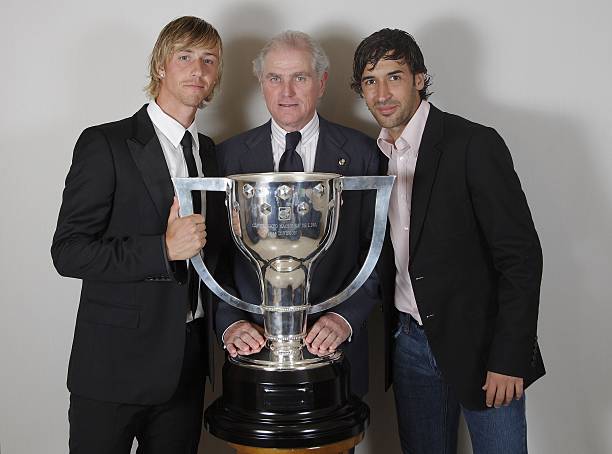 足球赛事技术升级:半自动越位识别设备的成本与回报