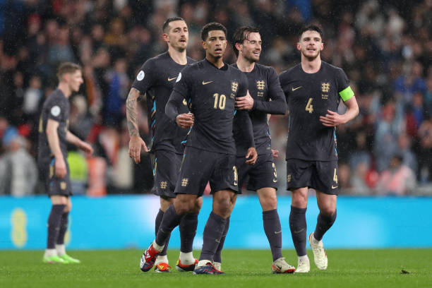 罚球点位置与场地要求:国际标准点球大战设置规范