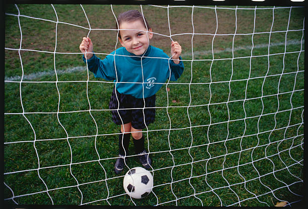 梦幻联动!卡卡球员形象与女性化设计的完美融合