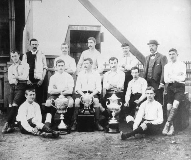 数据对比:C罗和罗纳尔多,谁的进球效率更恐怖?