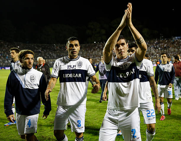 手机一键查询大连中超比赛时间:微信/APP操作教程