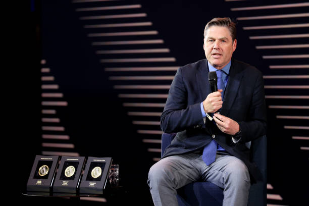 足球规则解析:直接任意球与间接任意球的判罚标准