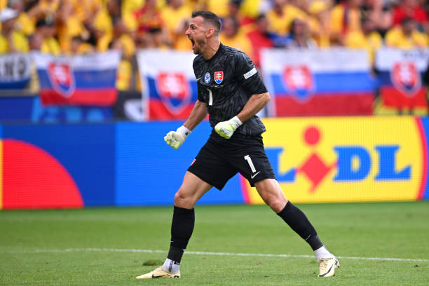 韩国K联赛球队排名动态：光州FC升至第五，水原三星跌至降级区