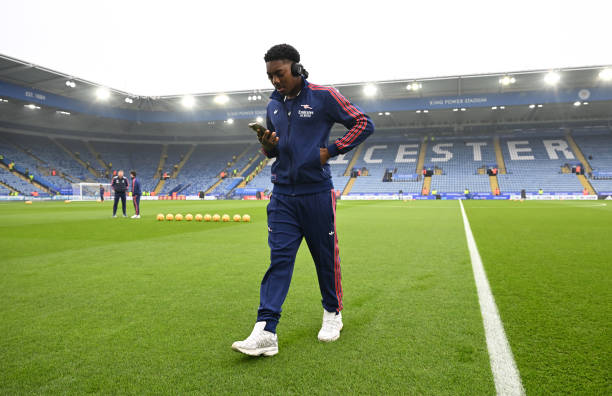 贝克汉姆与维多利亚年轻时的合照，见证爱情与时尚的完美结合！