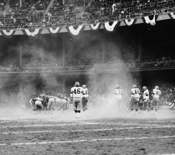 越位陷阱战术解析:攻防双方的博弈之道