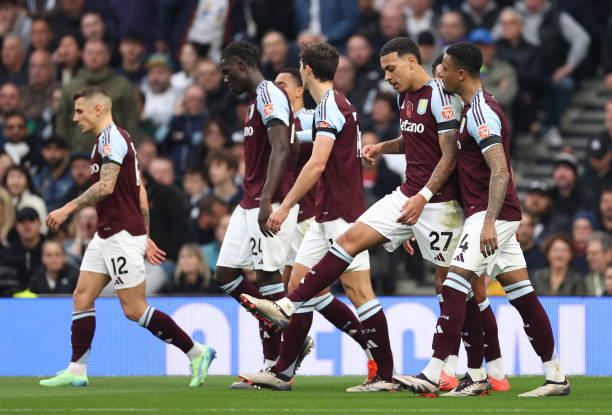 罗纳尔多在哪些球队留下了传奇足迹?