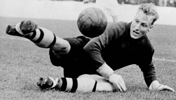 2021英超积分相同:哪些球队最终靠净胜球分胜负?