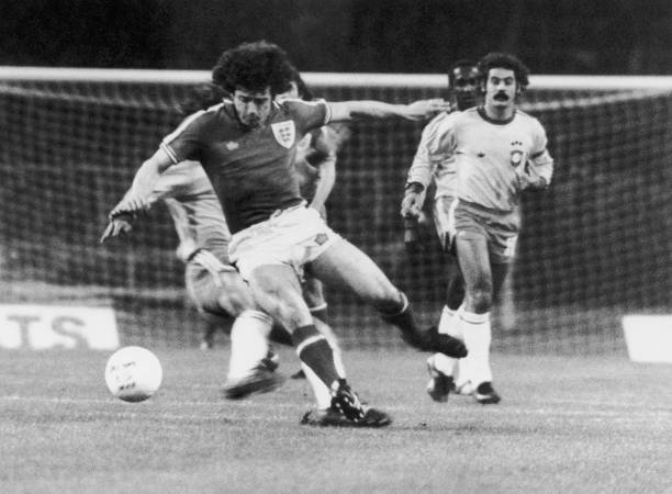 C罗长什么样?从青涩少年到成熟球星的形象演变