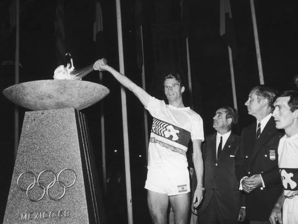 2024巴黎奥运会开幕式：璀璨光影中的艺术盛宴