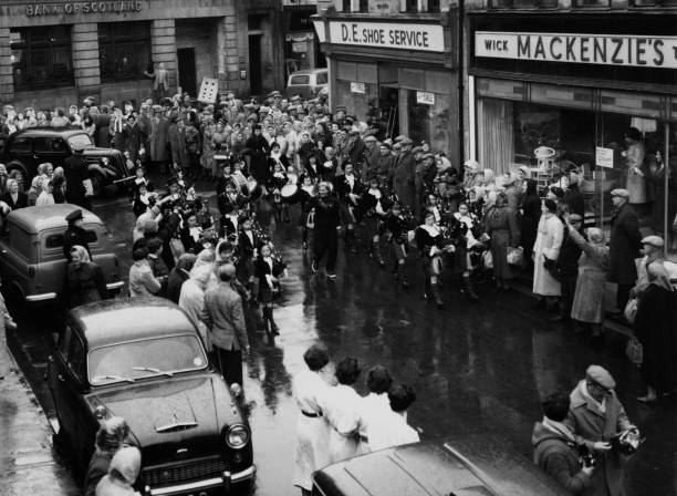 张国伟的跳高故事:汗水与荣耀的见证