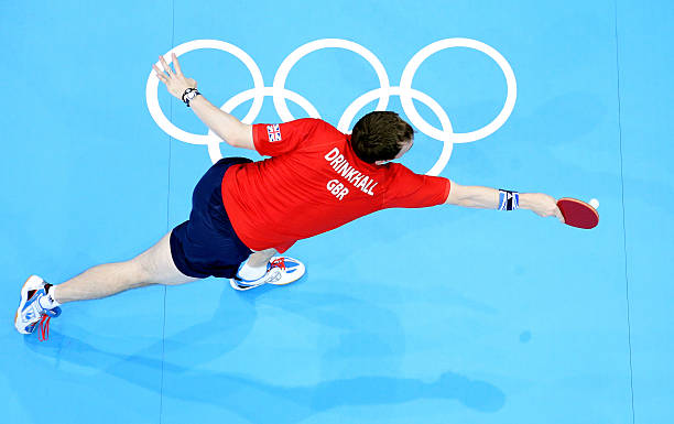 乒乓球场尺寸规范：国际比赛标准与业余场地对比